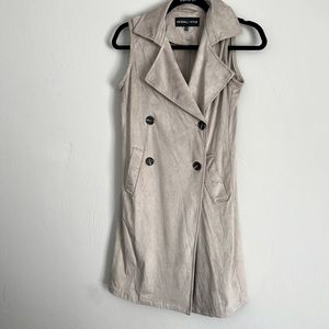 Kylie and Kendall Saude wrap button down dress